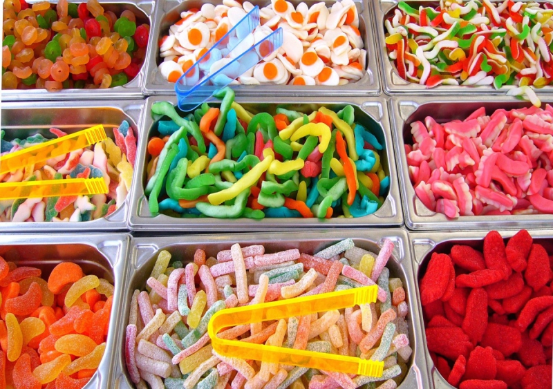 ecommerce-CUERS-min_pick_and_mix_children's_sweets_candy_colorful_treat_confectionery-1020869